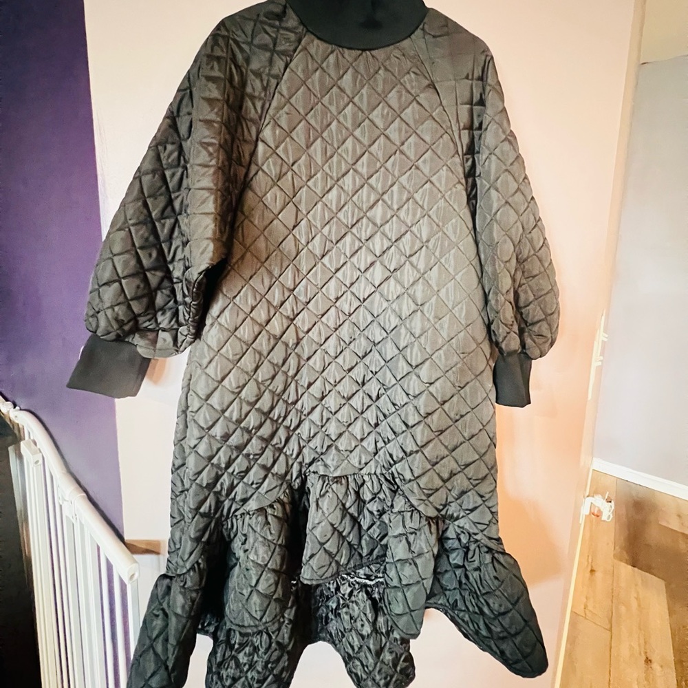 Cotton padded ruffle dress.